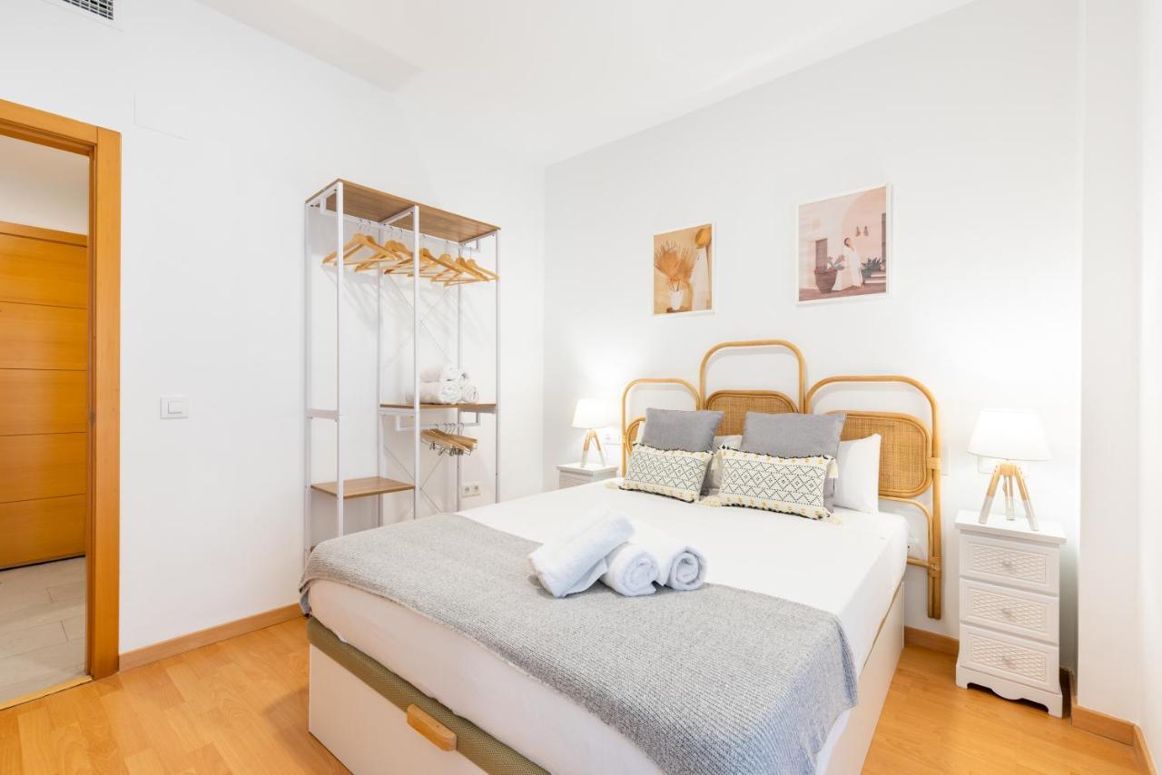 Wintowinrentals Superb New-Look Apartment Малага Екстер'єр фото