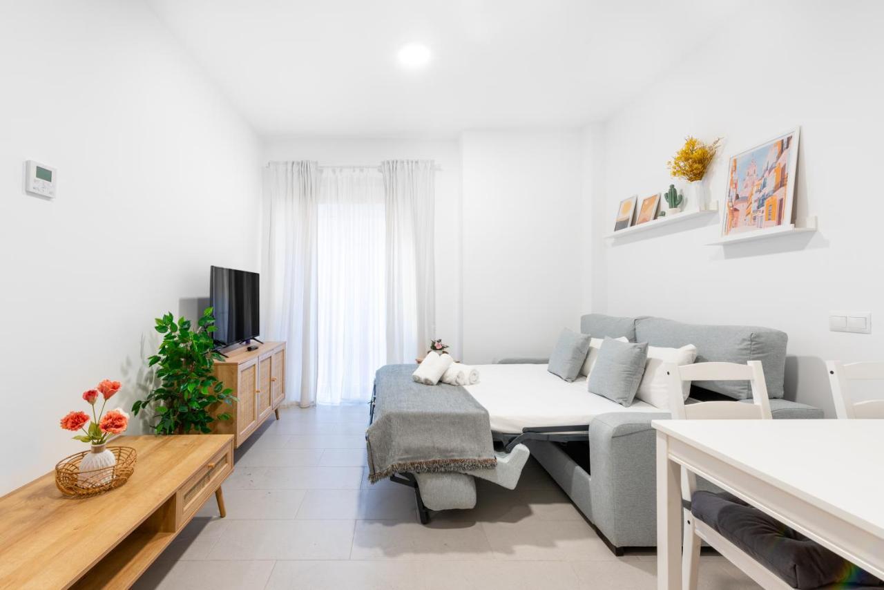 Wintowinrentals Superb New-Look Apartment Малага Екстер'єр фото